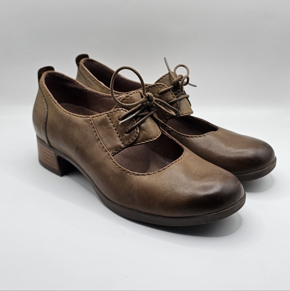 Dansko Larose Women's Brown Leather Lace Up Mary Jane Shoe Heels Retro